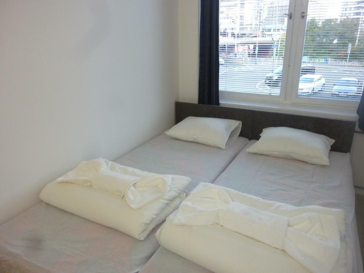 Apartman Van Ng Прага Екстериор снимка